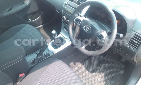 Nunua Ilio tumika Toyota Corolla Silver Gari ndani ya Lobamba nchini Manzini Nunua Ilio tumika Toyota Corolla Silver Gari ndani ya Lobamba nchini Manzini