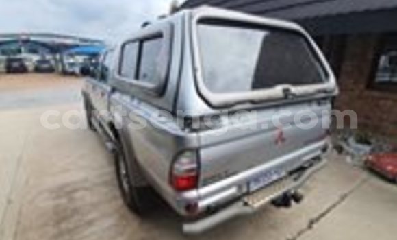 Nunua Ilio tumika Mitsubishi Colt Silver Gari ndani ya Mbabane nchini Manzini Nunua Ilio tumika Mitsubishi Colt Silver Gari ndani ya Mbabane nchini Manzini