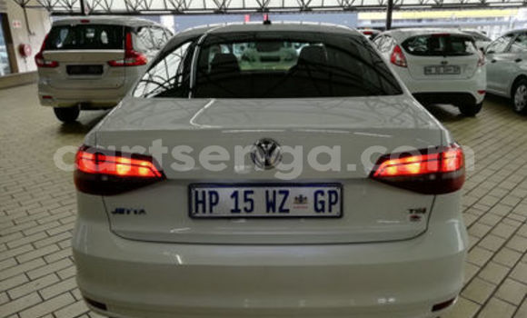 Acheter Occasion Voiture Volkswagen Jetta Blanc à Mbabane, Manzini Acheter Occasion Voiture Volkswagen Jetta Blanc à Mbabane, Manzini
