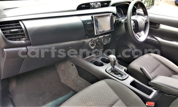 Buy Import Toyota Hilux Silver Car in Mbabane in Manzini Buy Import Toyota Hilux Silver Car in Mbabane in Manzini