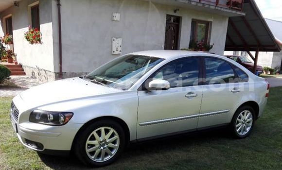 Buy Used Volvo S40 Silver Car in Matsapha in Manzini Buy Used Volvo S40 Silver Car in Matsapha in Manzini