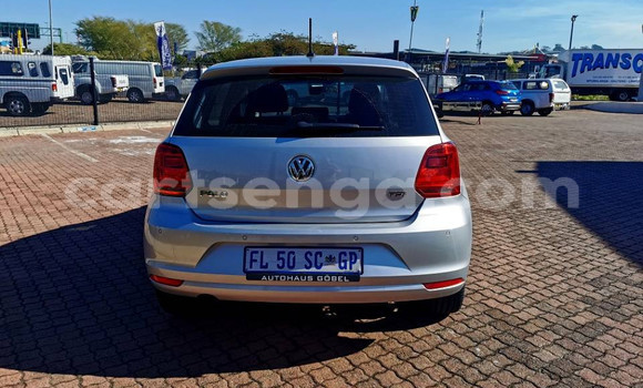 Acheter Occasion Voiture Volkswagen Polo Gris à Hlatikulu, Shiselweni District Acheter Occasion Voiture Volkswagen Polo Gris à Hlatikulu, Shiselweni District