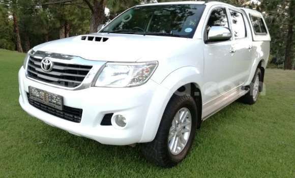 Acheter Occasion Voiture Toyota Hilux Blanc à Mbabane, Manzini Acheter Occasion Voiture Toyota Hilux Blanc à Mbabane, Manzini