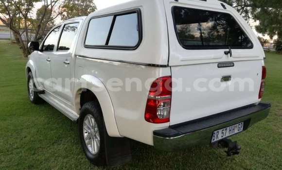 Acheter Occasion Voiture Toyota Hilux Blanc à Mbabane, Manzini Acheter Occasion Voiture Toyota Hilux Blanc à Mbabane, Manzini