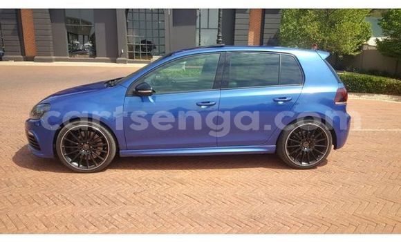 Buy Used Volkswagen Golf Blue Car in Bhunya in Manzini Buy Used Volkswagen Golf Blue Car in Bhunya in Manzini