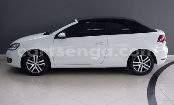 Buy Used Volkswagen Golf White Car in Bhunya in Manzini Buy Used Volkswagen Golf White Car in Bhunya in Manzini