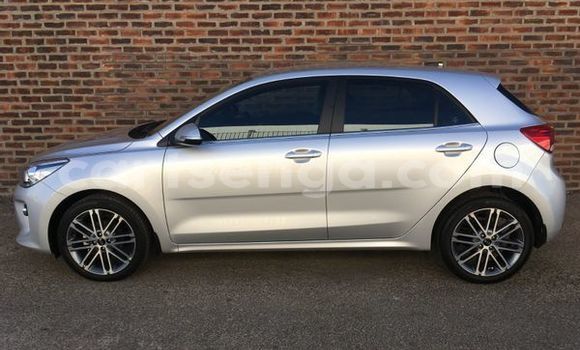 Nunua Ilio tumika Kia Rio Silver Gari ndani ya Ezulwini nchini Hhohho