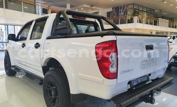 Nunua Ilio tumika Haval H2 White Gari ndani ya Ezulwini nchini Hhohho Nunua Ilio tumika Haval H2 White Gari ndani ya Ezulwini nchini Hhohho