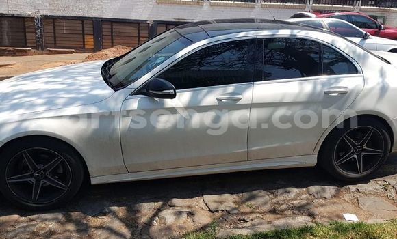 Buy Used Mercedes‒Benz C–Class White Car in Bhunya in Manzini