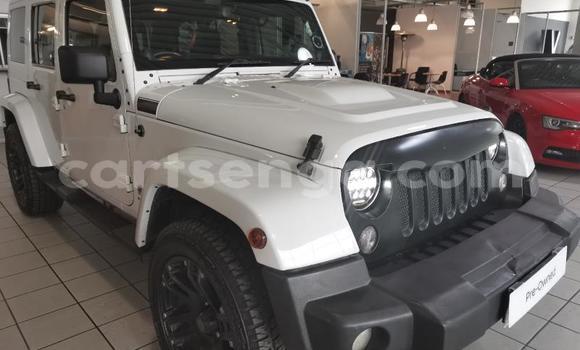 Nunua Ilio tumika Jeep Wrangler White Gari ndani ya Bulembu nchini Hhohho Nunua Ilio tumika Jeep Wrangler White Gari ndani ya Bulembu nchini Hhohho