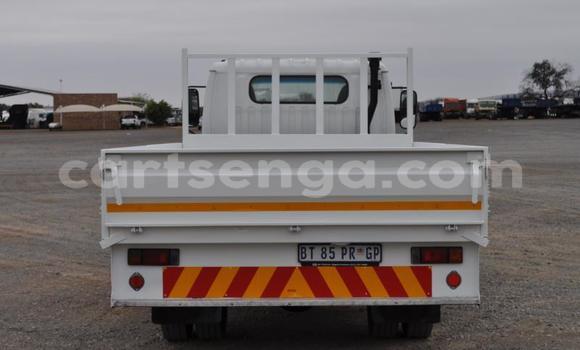 Acheter Occasion Utilitaire Nissan UD Blanc à Ezulwini, Hhohho Acheter Occasion Utilitaire Nissan UD Blanc à Ezulwini, Hhohho