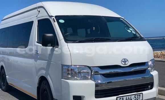 Acheter Occasion Voiture Toyota 4Runner Blanc à Mbabane, Manzini Acheter Occasion Voiture Toyota 4Runner Blanc à Mbabane, Manzini