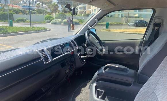 Acheter Occasion Voiture Toyota 4Runner Blanc à Mbabane, Manzini Acheter Occasion Voiture Toyota 4Runner Blanc à Mbabane, Manzini