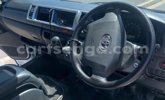 Acheter Occasion Voiture Toyota 4Runner Blanc à Mbabane, Manzini Acheter Occasion Voiture Toyota 4Runner Blanc à Mbabane, Manzini