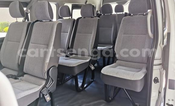 Acheter Occasion Voiture Toyota 4Runner Blanc à Mbabane, Manzini Acheter Occasion Voiture Toyota 4Runner Blanc à Mbabane, Manzini