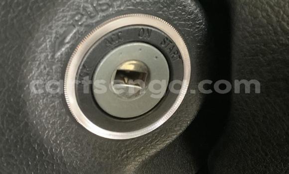 Acheter Occasion Voiture Toyota Hilux Beige à Hlatikulu, Shiselweni District Acheter Occasion Voiture Toyota Hilux Beige à Hlatikulu, Shiselweni District