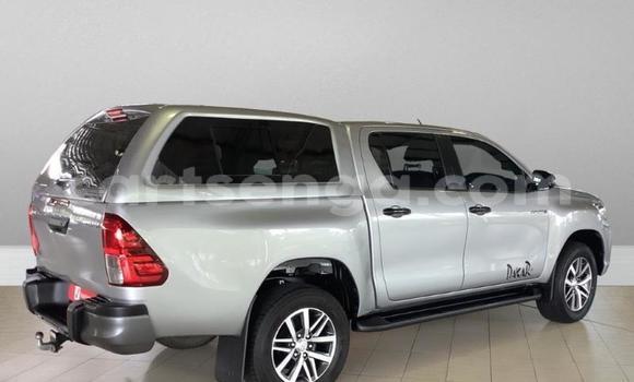 Acheter Occasion Voiture Toyota Hilux Beige à Hlatikulu, Shiselweni District Acheter Occasion Voiture Toyota Hilux Beige à Hlatikulu, Shiselweni District