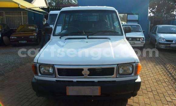 Buy Used Toyota Venza White Car in Bulembu in Hhohho Buy Used Toyota Venza White Car in Bulembu in Hhohho