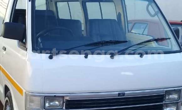 Nunua Ilio tumika Toyota Venza White Gari ndani ya Big Bend nchini Wilaya ya Lubombo Nunua Ilio tumika Toyota Venza White Gari ndani ya Big Bend nchini Wilaya ya Lubombo