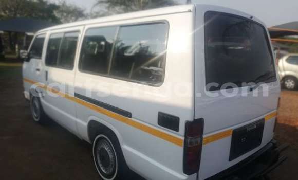 Nunua Ilio tumika Toyota Venza White Gari ndani ya Big Bend nchini Wilaya ya Lubombo Nunua Ilio tumika Toyota Venza White Gari ndani ya Big Bend nchini Wilaya ya Lubombo