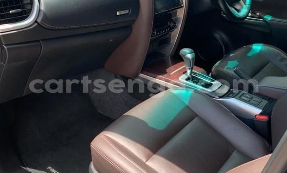 Nunua Ilio tumika Toyota Fortuner Beige Gari ndani ya Hlatikulu nchini Wilaya ya Shiselweni Nunua Ilio tumika Toyota Fortuner Beige Gari ndani ya Hlatikulu nchini Wilaya ya Shiselweni