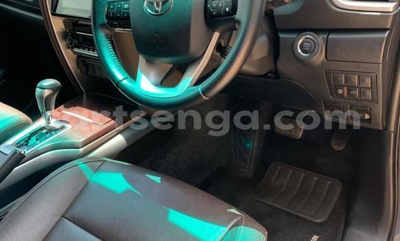 Nunua Ilio tumika Toyota Fortuner Beige Gari ndani ya Hlatikulu nchini Wilaya ya Shiselweni Nunua Ilio tumika Toyota Fortuner Beige Gari ndani ya Hlatikulu nchini Wilaya ya Shiselweni