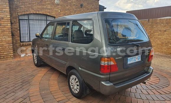 Nunua Ilio tumika Toyota Comfort Silver Gari ndani ya Big Bend nchini Wilaya ya Lubombo Nunua Ilio tumika Toyota Comfort Silver Gari ndani ya Big Bend nchini Wilaya ya Lubombo