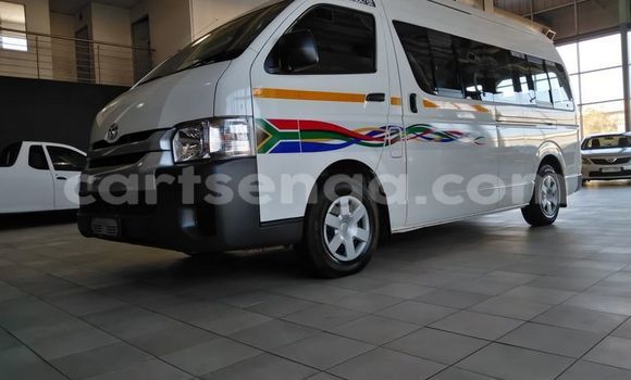 Acheter Occasion Voiture Toyota Hiace Blanc à Ezulwini, Hhohho Acheter Occasion Voiture Toyota Hiace Blanc à Ezulwini, Hhohho