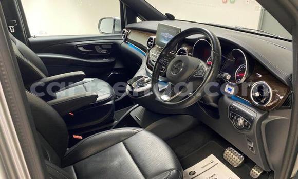 Nunua Ilio tumika Mercedes Viano Silver Gari ndani ya Bulembu nchini Hhohho Nunua Ilio tumika Mercedes Viano Silver Gari ndani ya Bulembu nchini Hhohho