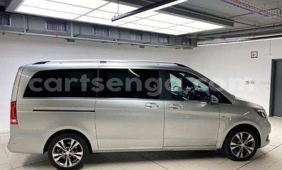 Nunua Ilio tumika Mercedes Viano Silver Gari ndani ya Bulembu nchini Hhohho Nunua Ilio tumika Mercedes Viano Silver Gari ndani ya Bulembu nchini Hhohho