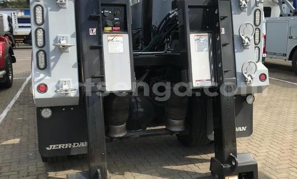 Nunua Ilio tumika Ricomag BW200 Blue Lori ndani ya Ezulwini nchini Hhohho Nunua Ilio tumika Ricomag BW200 Blue Lori ndani ya Ezulwini nchini Hhohho