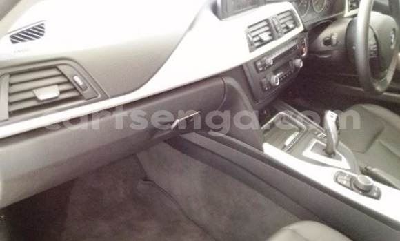 Buy Used BMW 3200 White Car in Bhunya in Manzini Buy Used BMW 3200 White Car in Bhunya in Manzini