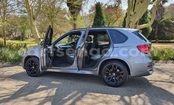 Acheter Occasion Voiture BMW X5 M Gris à Big Bend, Lubombo District Acheter Occasion Voiture BMW X5 M Gris à Big Bend, Lubombo District