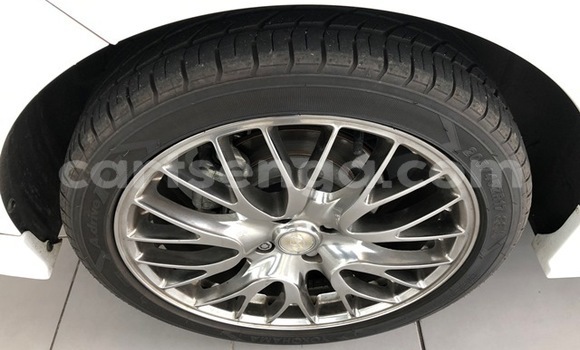 Acheter Occasion Voiture Hyundai i20 Blanc à Malkerns, Manzini Acheter Occasion Voiture Hyundai i20 Blanc à Malkerns, Manzini