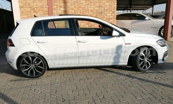 Buy Used Volkswagen Golf GTI White Car in Bhunya in Manzini Buy Used Volkswagen Golf GTI White Car in Bhunya in Manzini