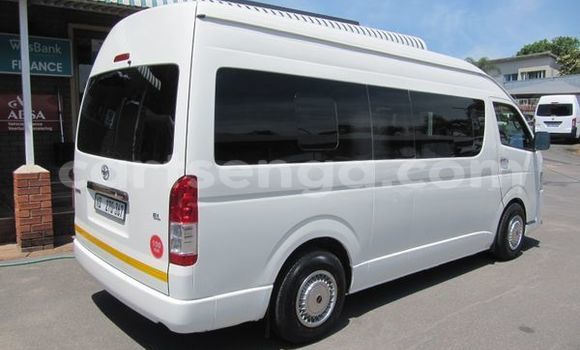 Acheter Occasion Voiture Toyota Hiace Blanc à Bulembu, Hhohho Acheter Occasion Voiture Toyota Hiace Blanc à Bulembu, Hhohho