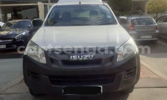 Acheter Occasion Voiture Isuzu KB Blanc à Big Bend, Lubombo District Acheter Occasion Voiture Isuzu KB Blanc à Big Bend, Lubombo District
