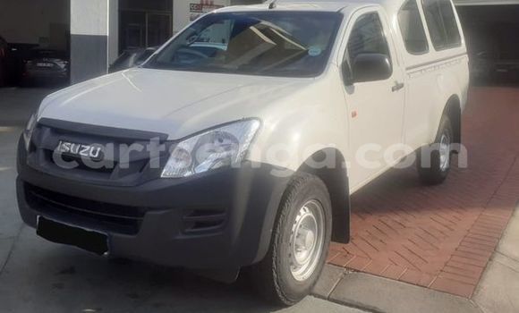 Acheter Occasion Voiture Isuzu KB Blanc à Big Bend, Lubombo District Acheter Occasion Voiture Isuzu KB Blanc à Big Bend, Lubombo District