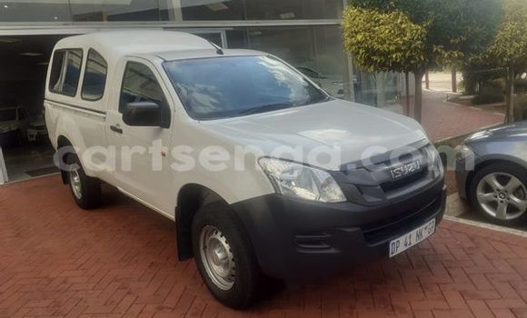 Acheter Occasion Voiture Isuzu KB Blanc à Big Bend, Lubombo District Acheter Occasion Voiture Isuzu KB Blanc à Big Bend, Lubombo District