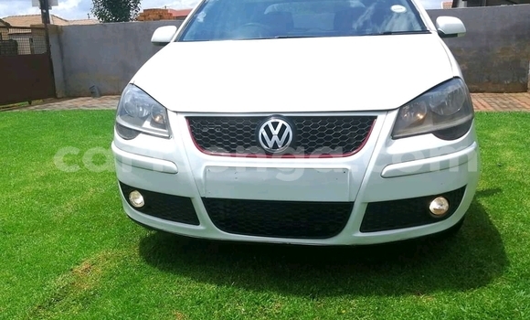 Buy Used Volkswagen Polo White Car in Mbabane in Manzini Buy Used Volkswagen Polo White Car in Mbabane in Manzini
