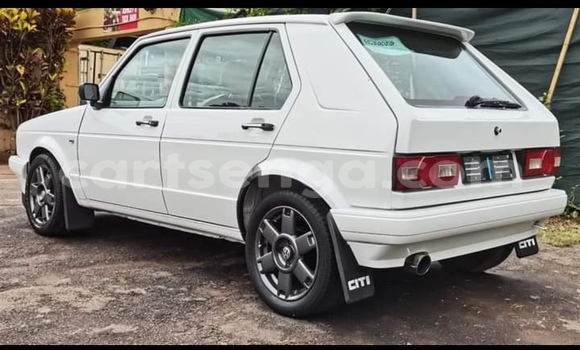 Buy Used Volkswagen Golf White Car in Mbabane in Manzini Buy Used Volkswagen Golf White Car in Mbabane in Manzini