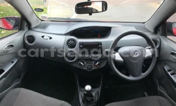 Acheter Occasion Voiture Toyota Etios Rouge à Ezulwini, Hhohho Acheter Occasion Voiture Toyota Etios Rouge à Ezulwini, Hhohho