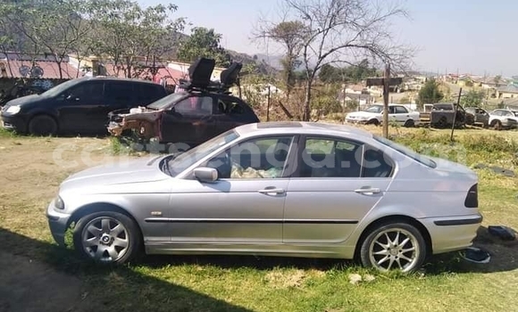 Nunua Ilio tumika BMW 326 Silver Gari ndani ya Mbabane nchini Manzini