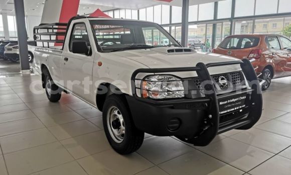Acheter Occasion Voiture Nissan NP 300 Blanc à Bulembu, Hhohho Acheter Occasion Voiture Nissan NP 300 Blanc à Bulembu, Hhohho