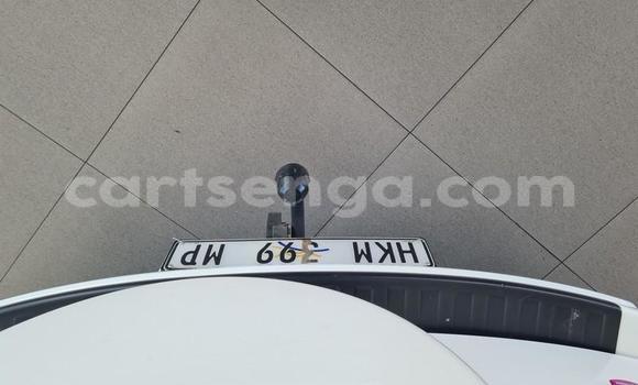 Nunua Ilio tumika Toyota RAV4 White Gari ndani ya Ezulwini nchini Hhohho Nunua Ilio tumika Toyota RAV4 White Gari ndani ya Ezulwini nchini Hhohho