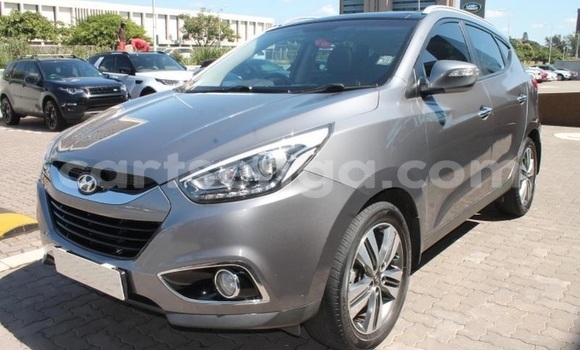 Buy Used Hyundai ix35 Silver Car in Mbabane in Manzini Buy Used Hyundai ix35 Silver Car in Mbabane in Manzini