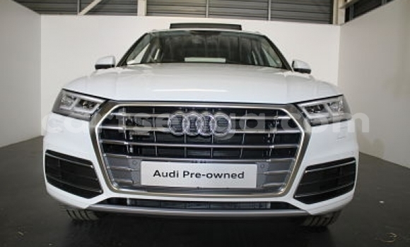 Buy Used Audi Q5 White Car in Ezulwini in Hhohho