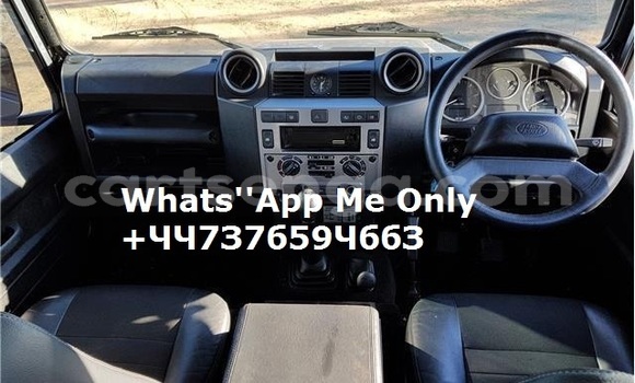 Acheter Occasion Voiture Land Rover Defender Gris à Mbabane, Manzini Acheter Occasion Voiture Land Rover Defender Gris à Mbabane, Manzini