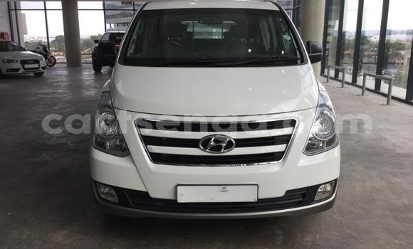 Buy Used Hyundai H1 White Car in Manzini in Manzini