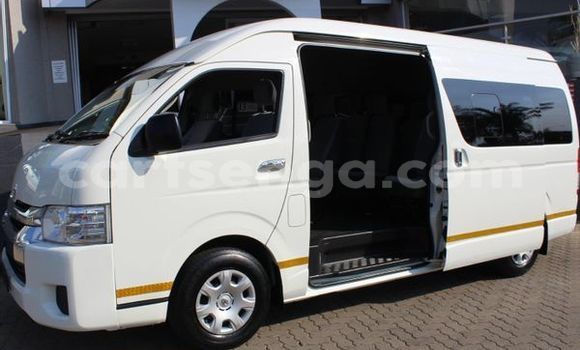 Acheter Occasion Voiture Toyota Hiace Blanc à Ezulwini, Hhohho Acheter Occasion Voiture Toyota Hiace Blanc à Ezulwini, Hhohho